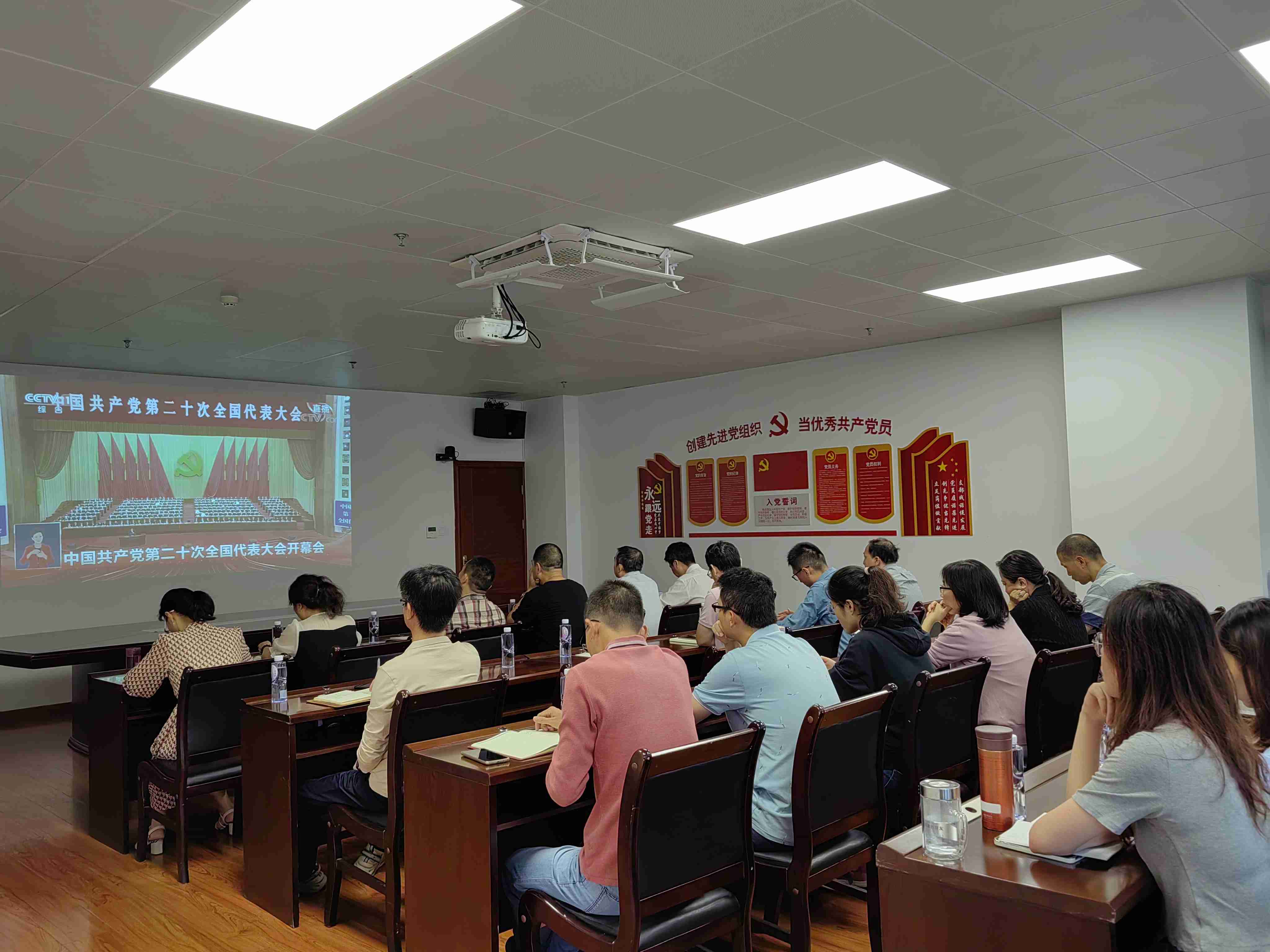 微信图片_20221019170717(1).jpg